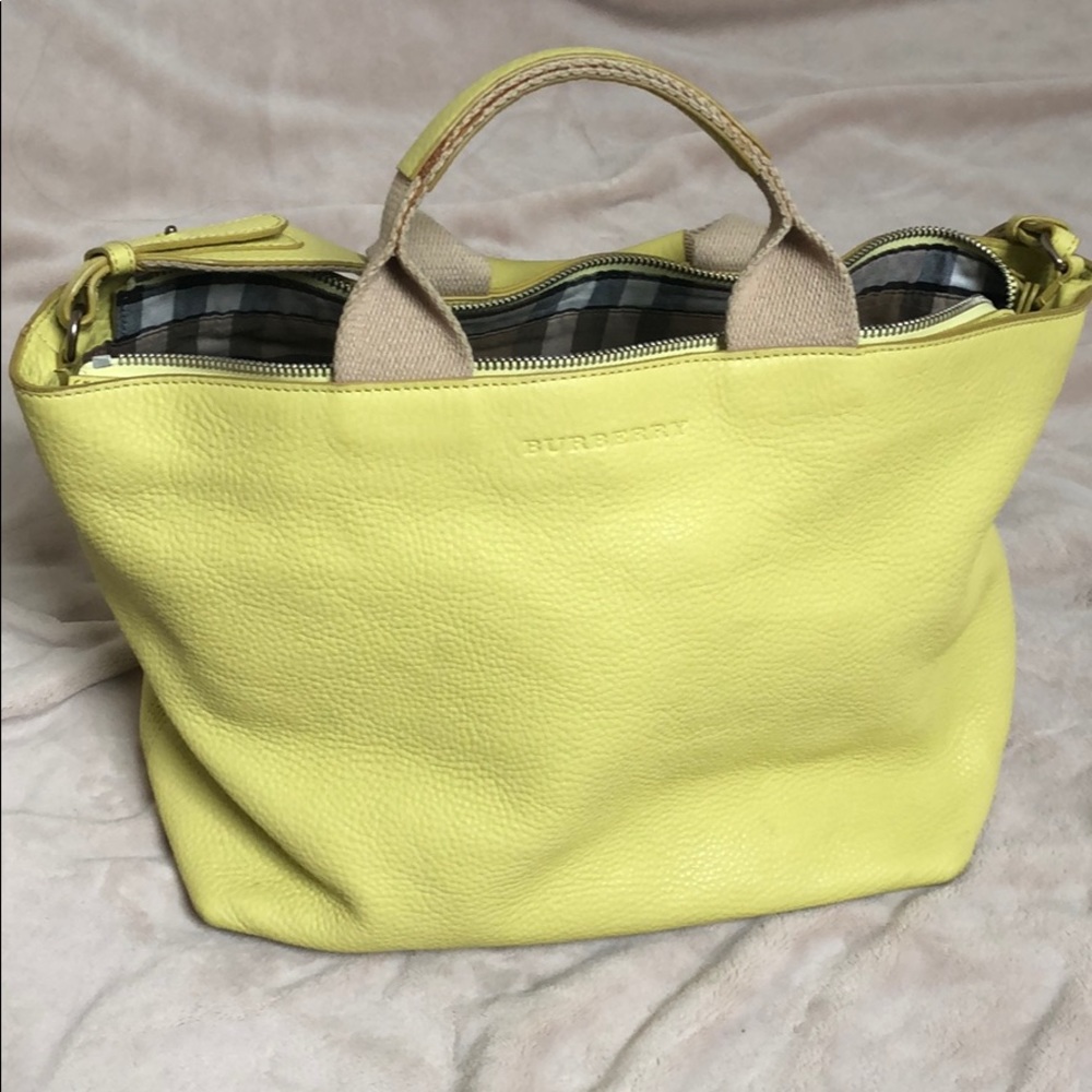 Burberry tote